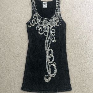 NWOT- charcoal grey beater with silver rhinestones